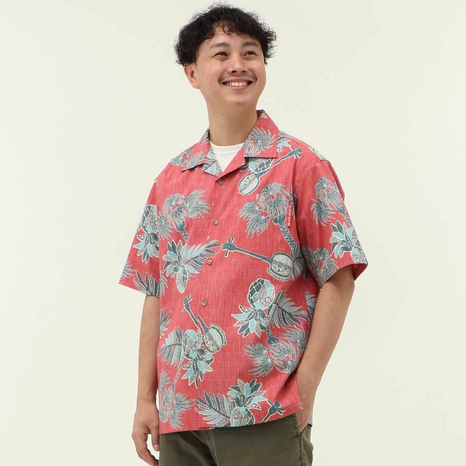 かりゆしウェアモデル着用画像