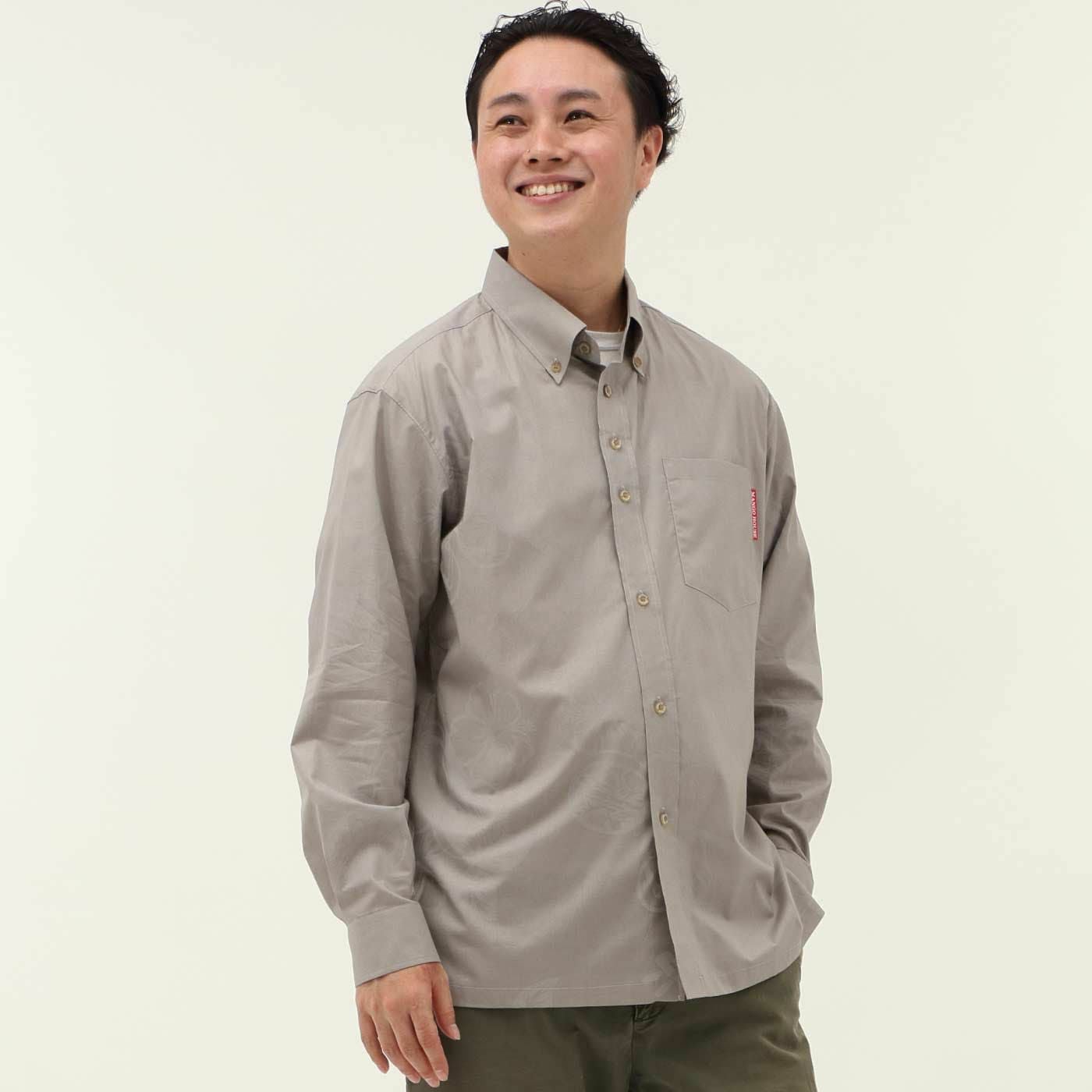 かりゆしウェアモデル着用画像