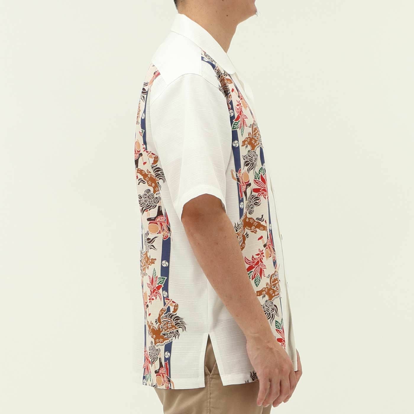 かりゆしウェアモデル着用画像