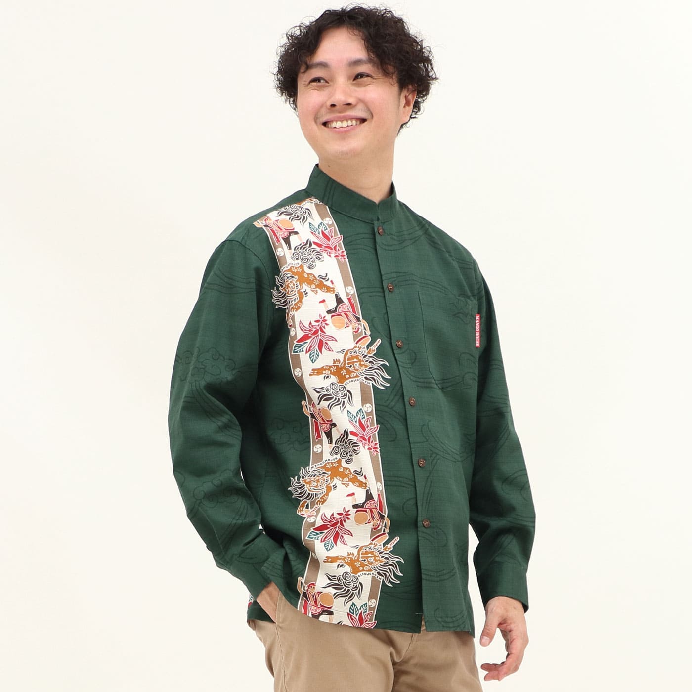 かりゆしウェアモデル着用画像