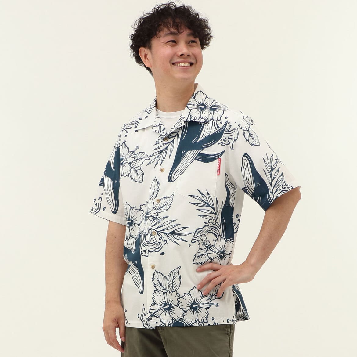 かりゆしウェアモデル着用画像