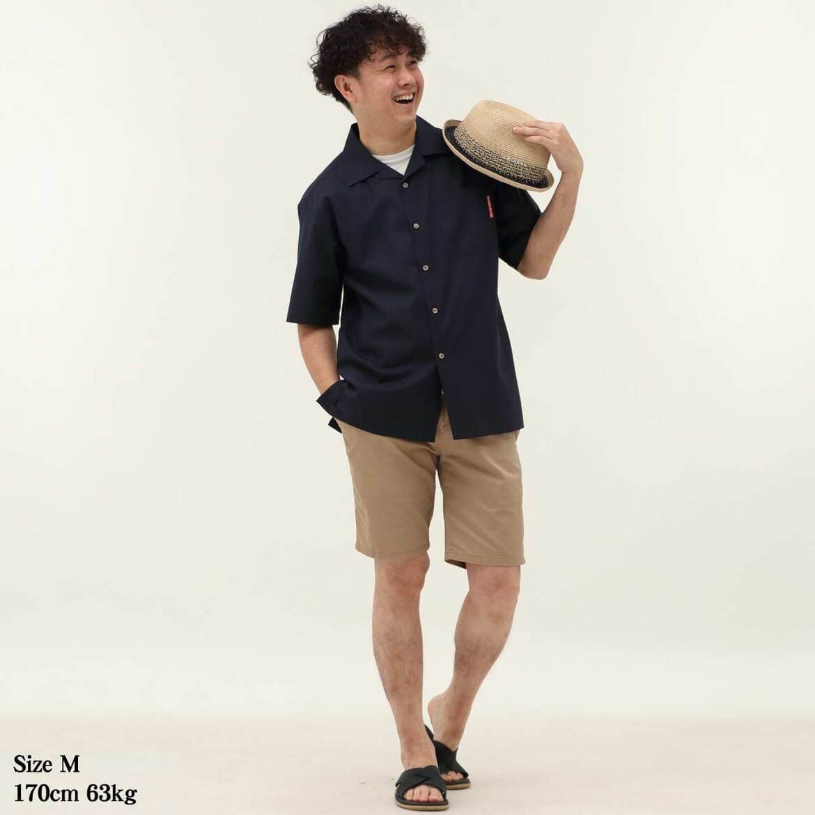 かりゆしウェアモデル着用画像