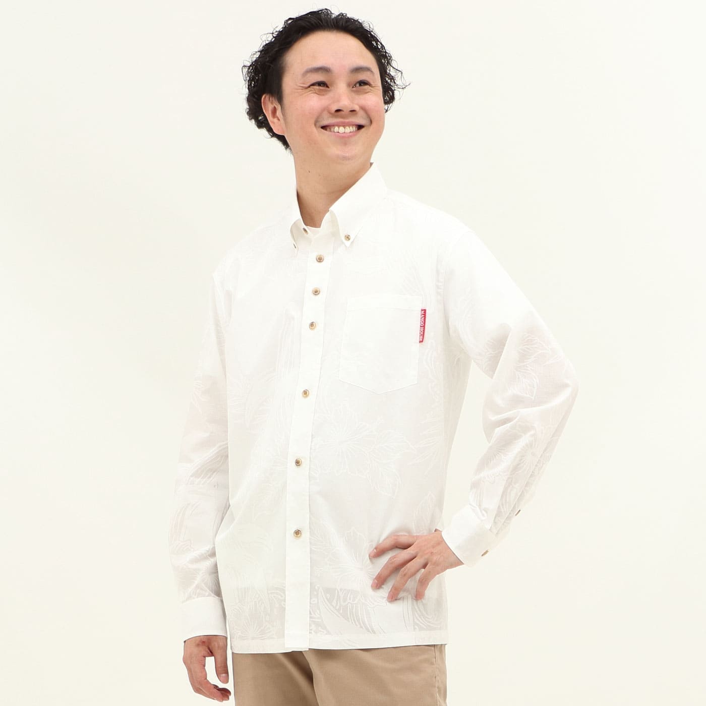 かりゆしウェアモデル着用画像