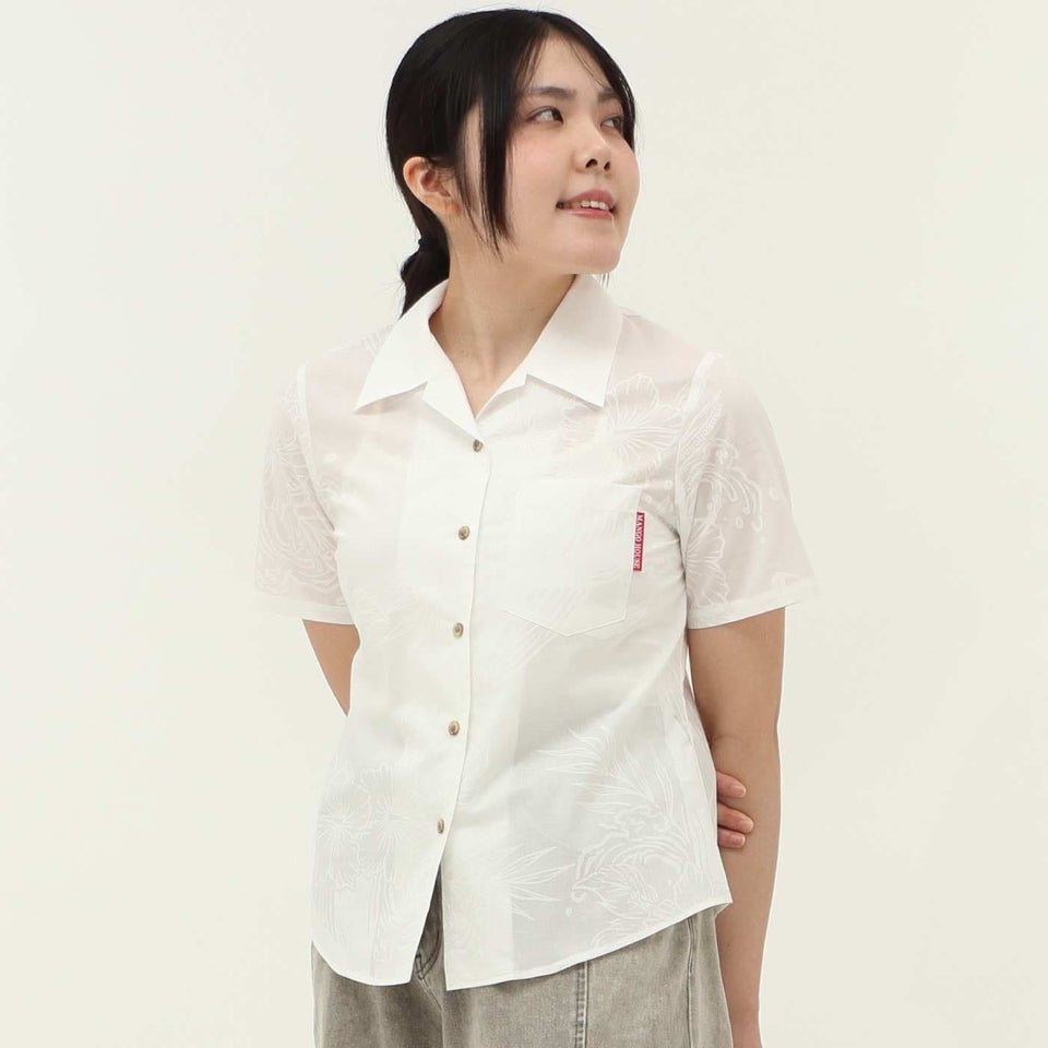 かりゆしウェアモデル着用画像