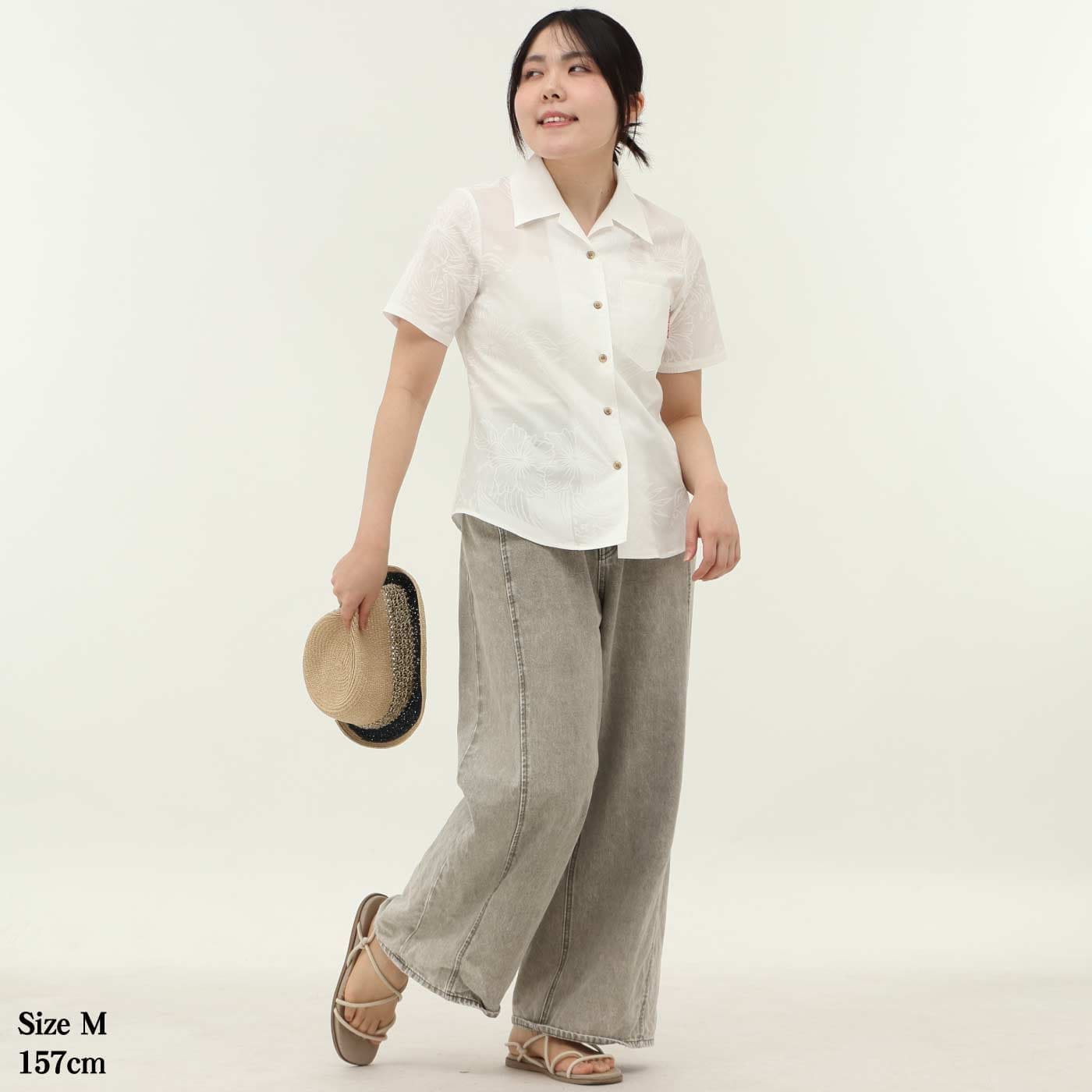 かりゆしウェアモデル着用画像