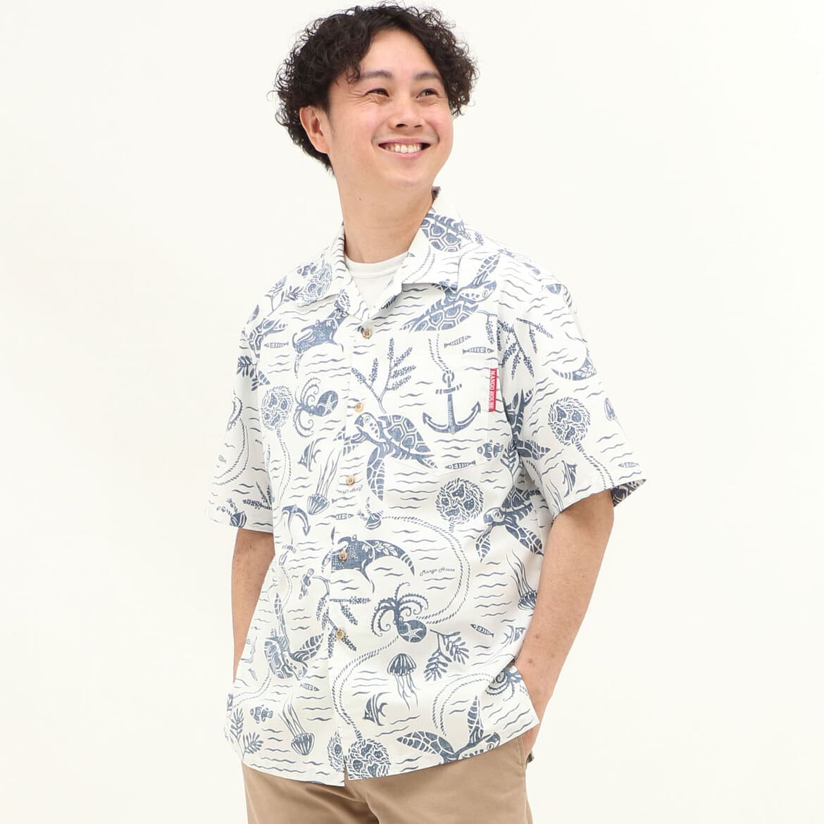 かりゆしウェアモデル着用画像