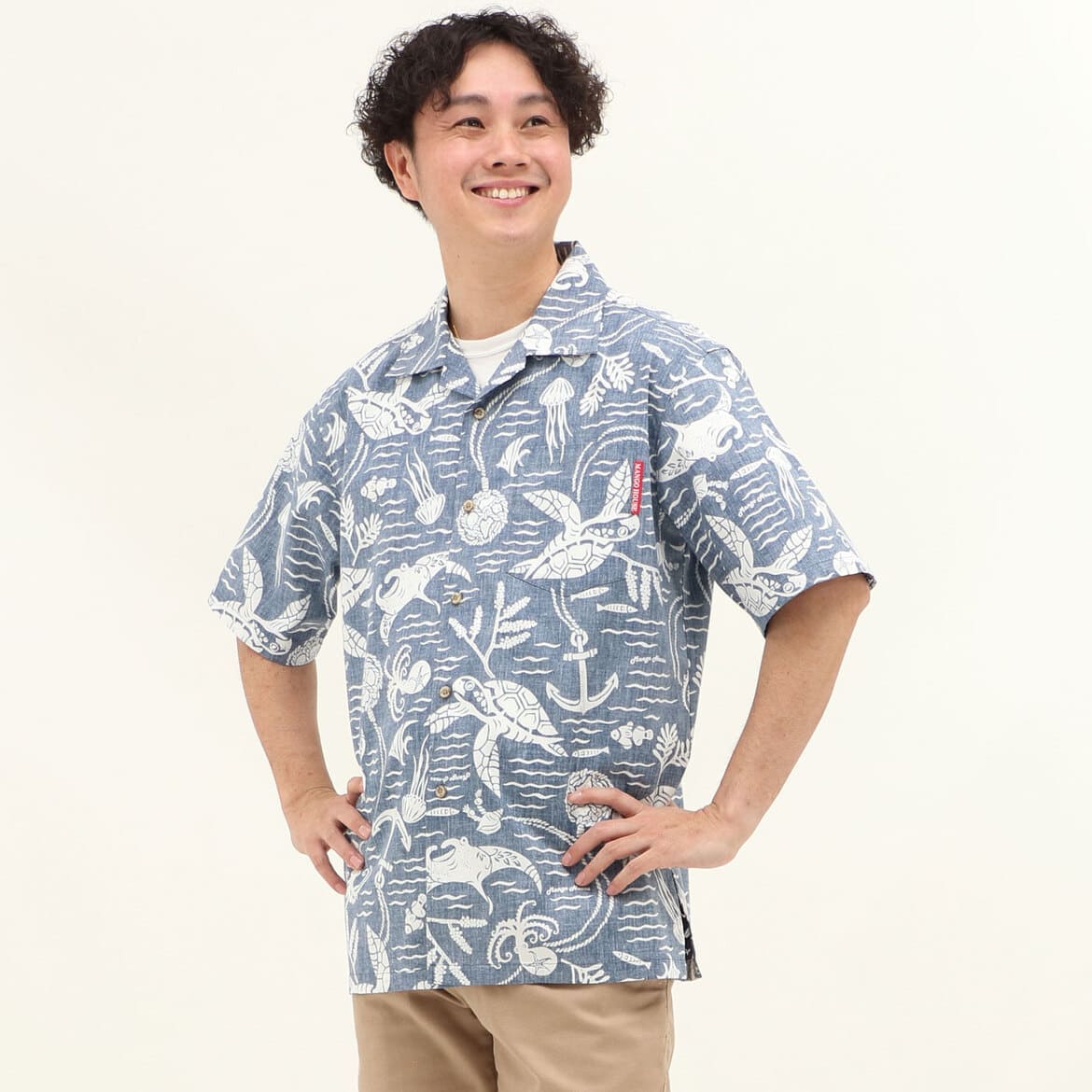 かりゆしウェアモデル着用画像