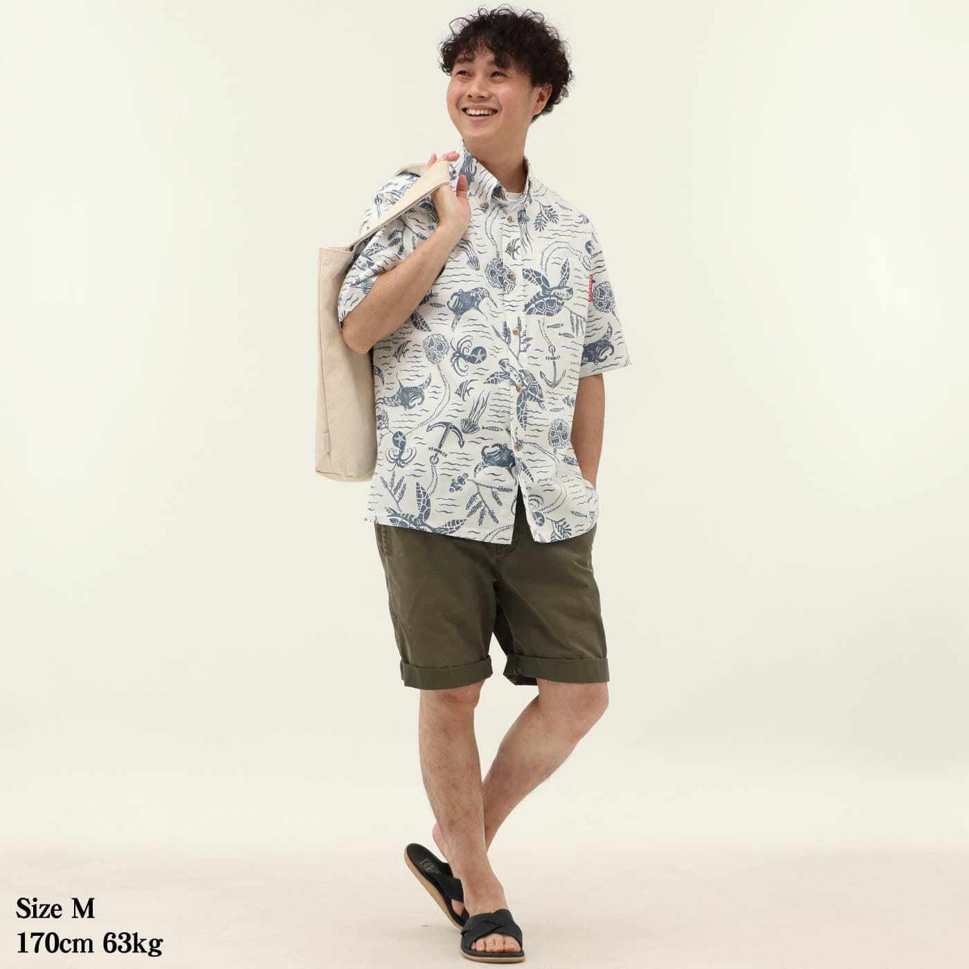 かりゆしウェアモデル着用画像