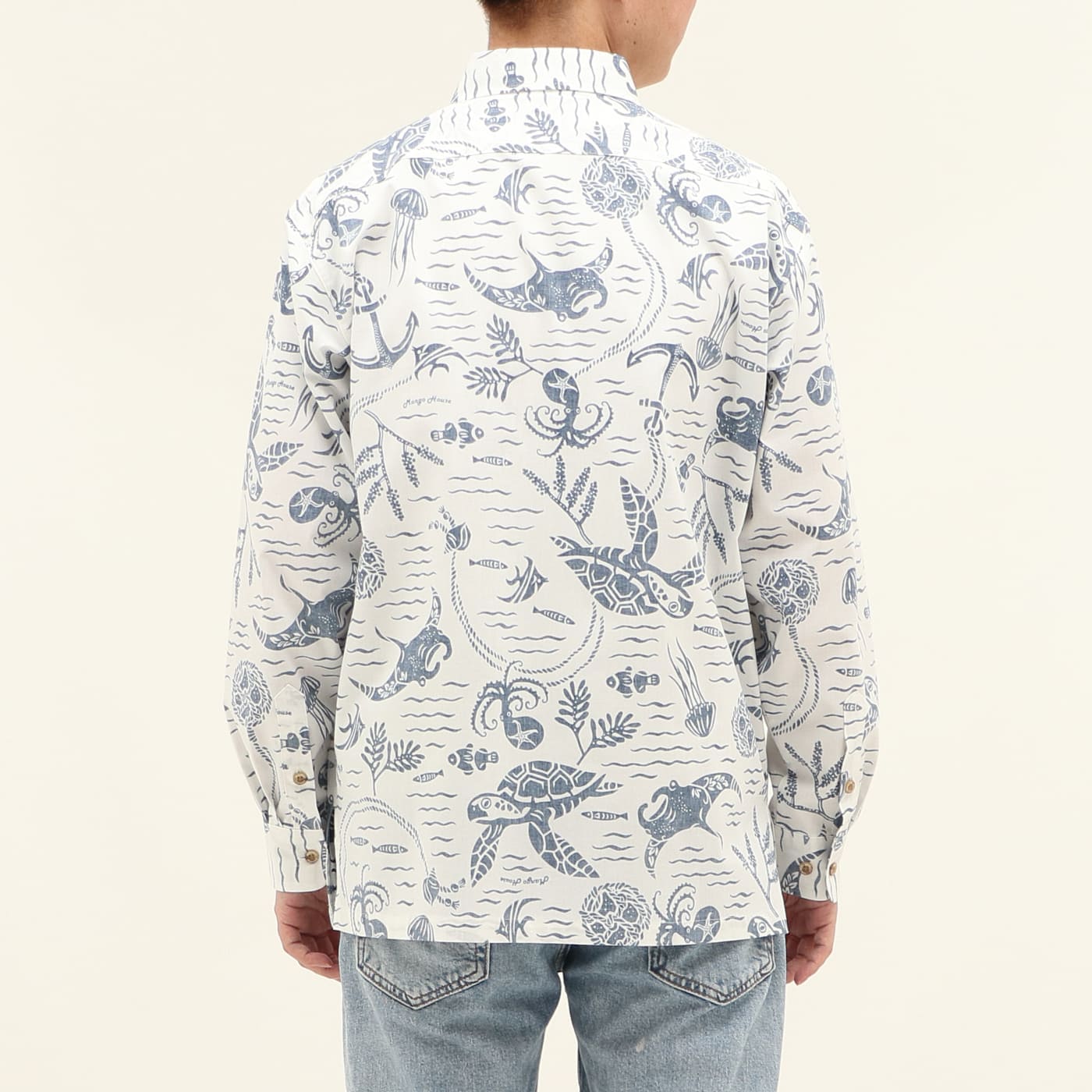 かりゆしウェアモデル着用画像