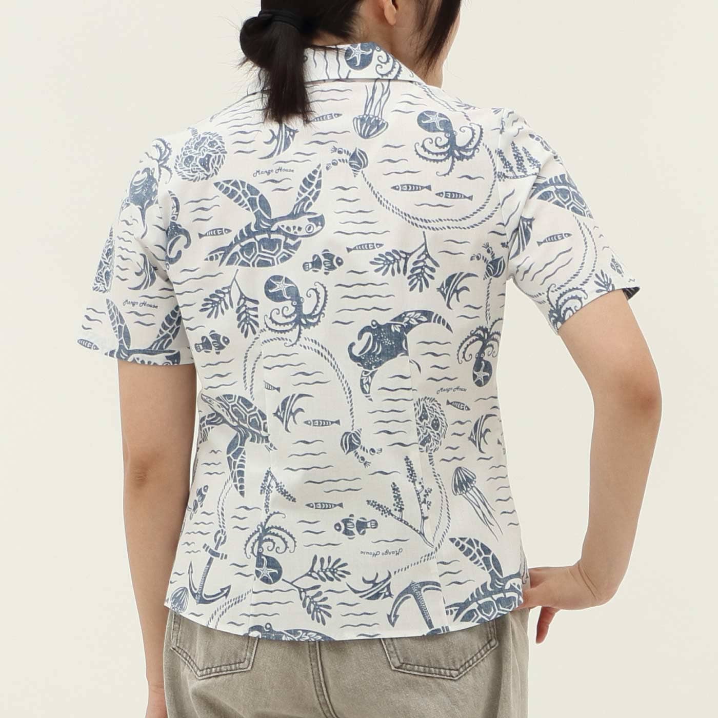 かりゆしウェアモデル着用画像