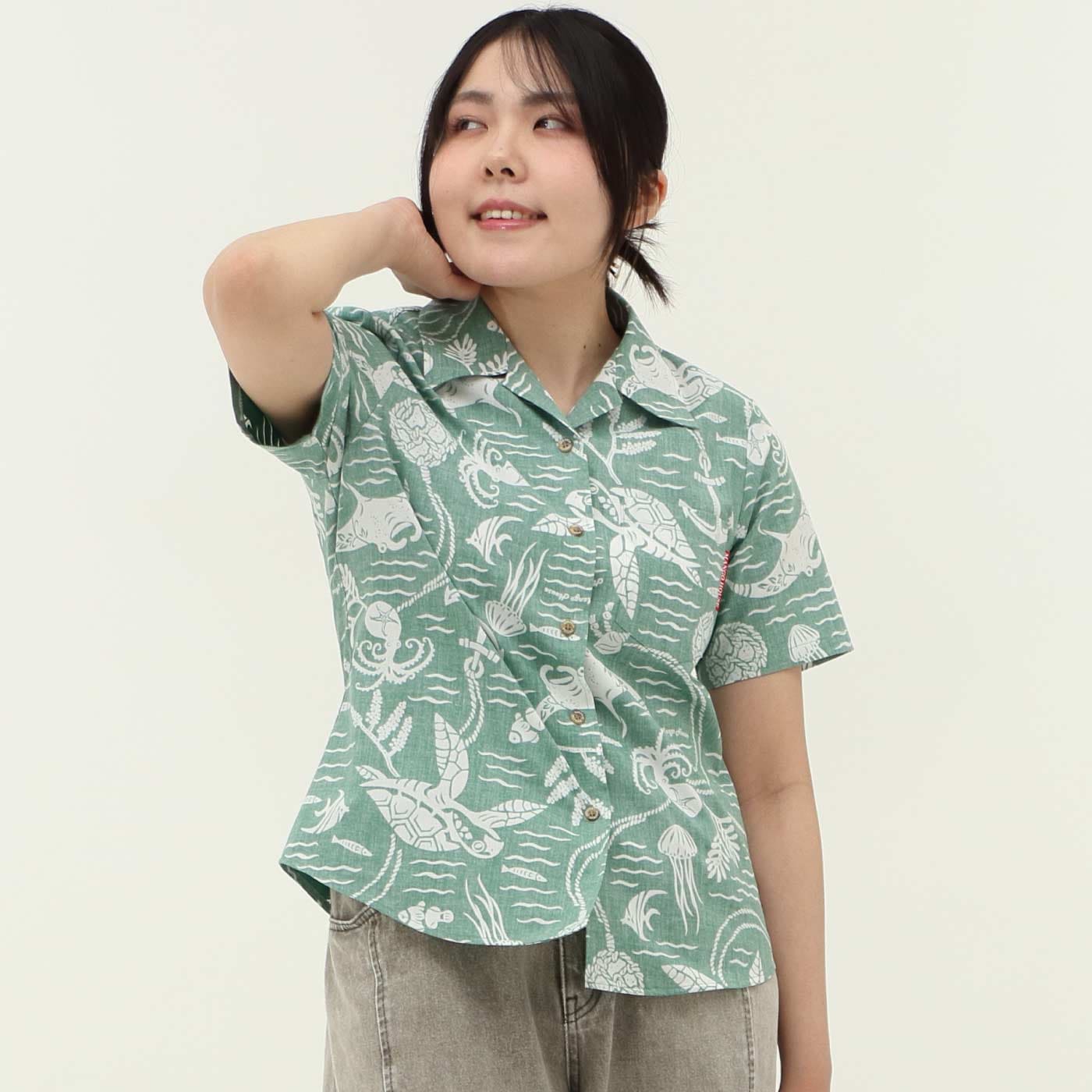 かりゆしウェアモデル着用画像