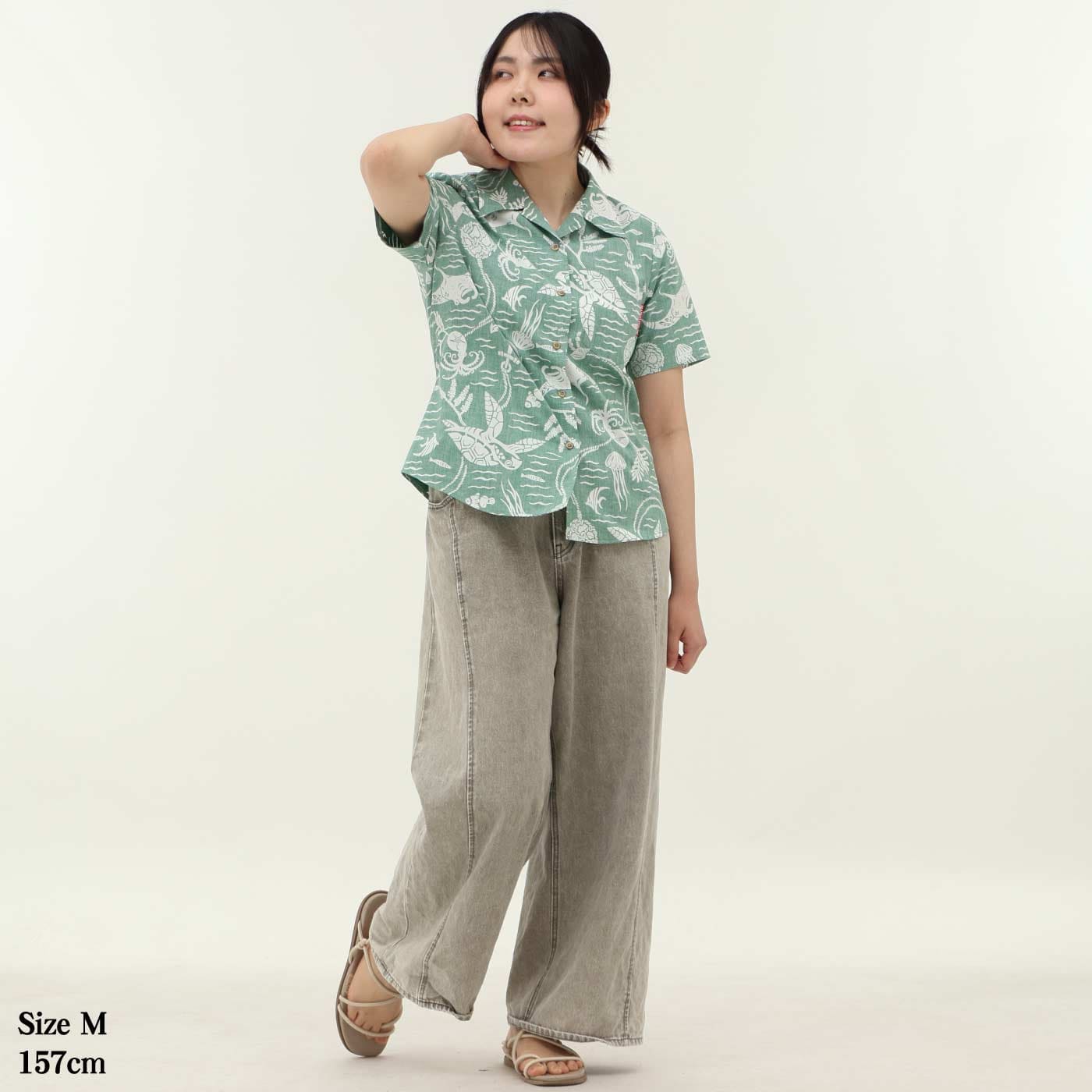 かりゆしウェアモデル着用画像