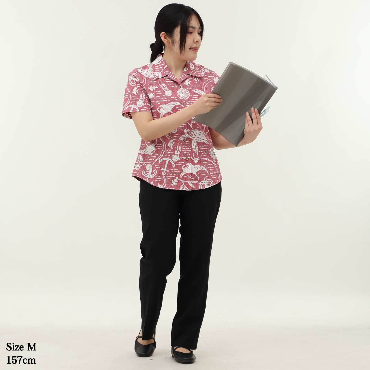 かりゆしウェアモデル着用画像