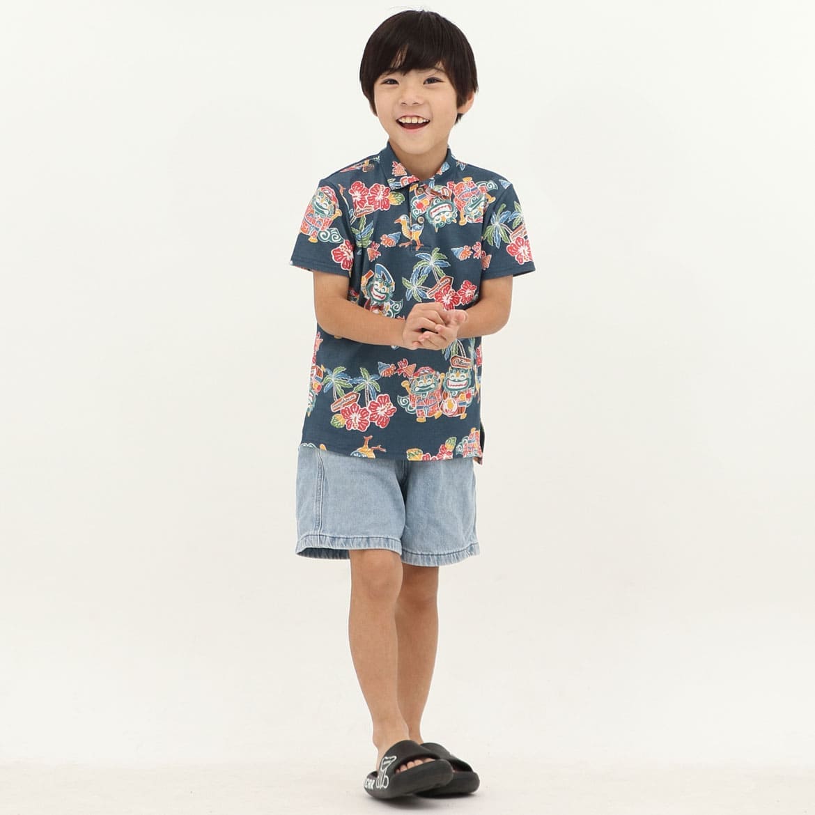 かりゆしウェア　モデル着用画像