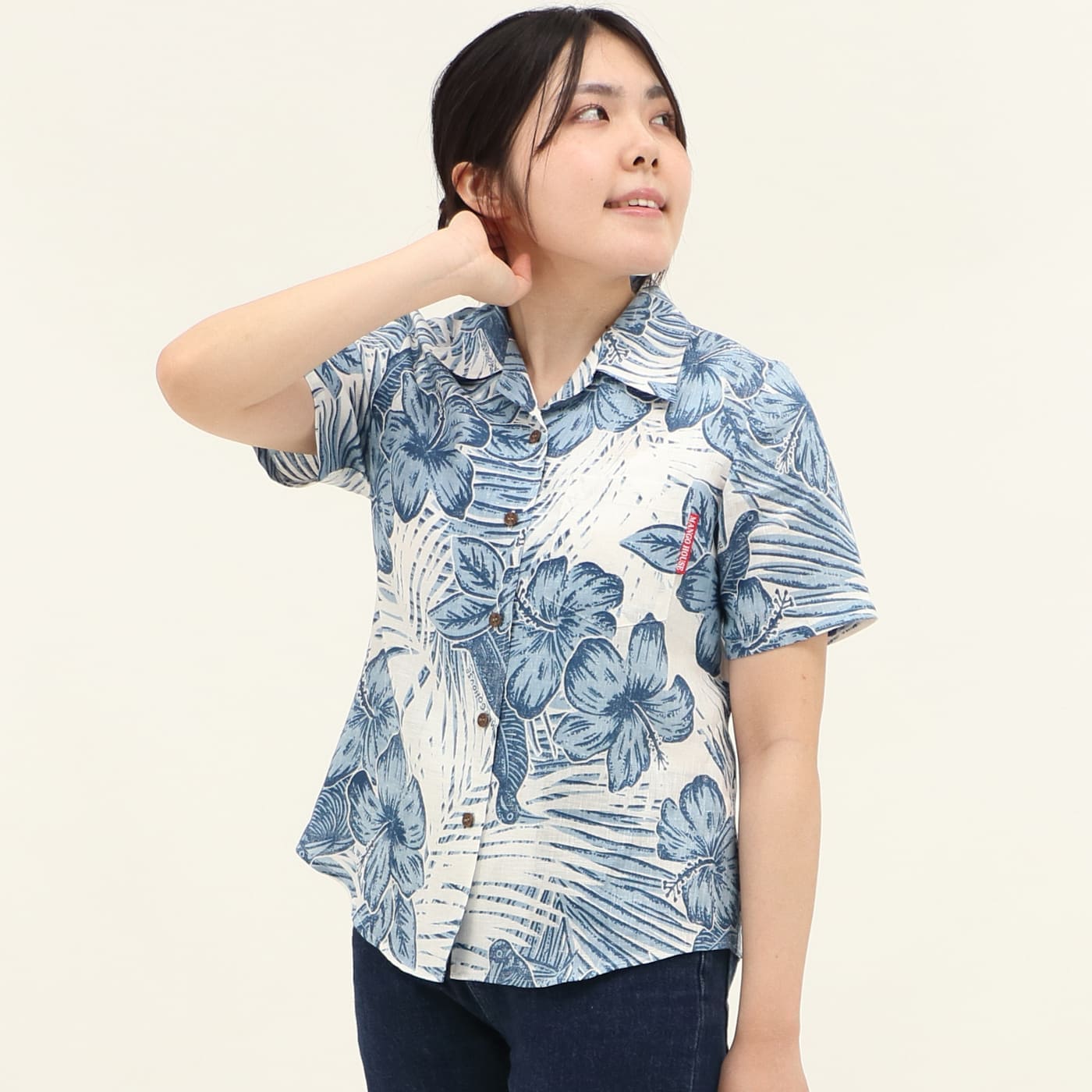 かりゆしウェアモデル着用画像