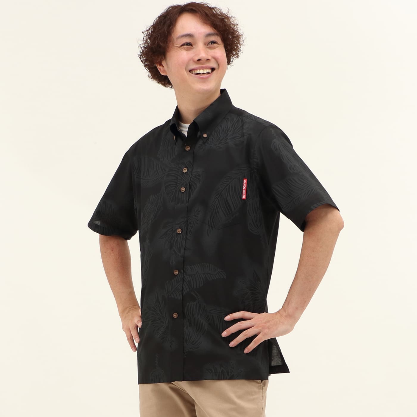 かりゆしウェアモデル着用画像