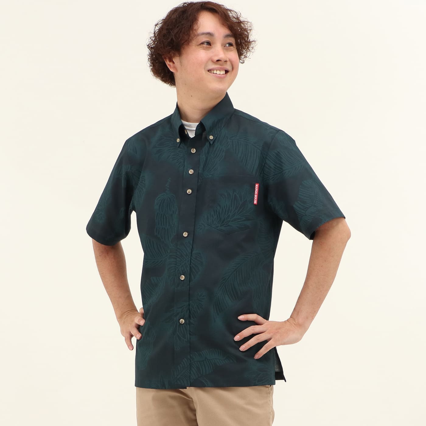 かりゆしウェアモデル着用画像