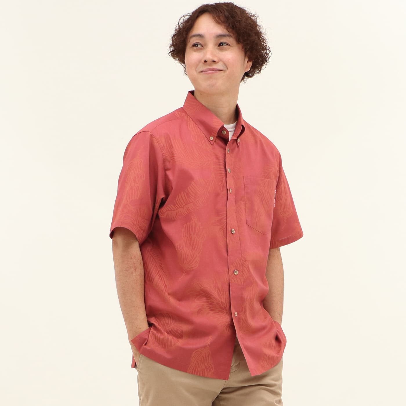 かりゆしウェアモデル着用画像