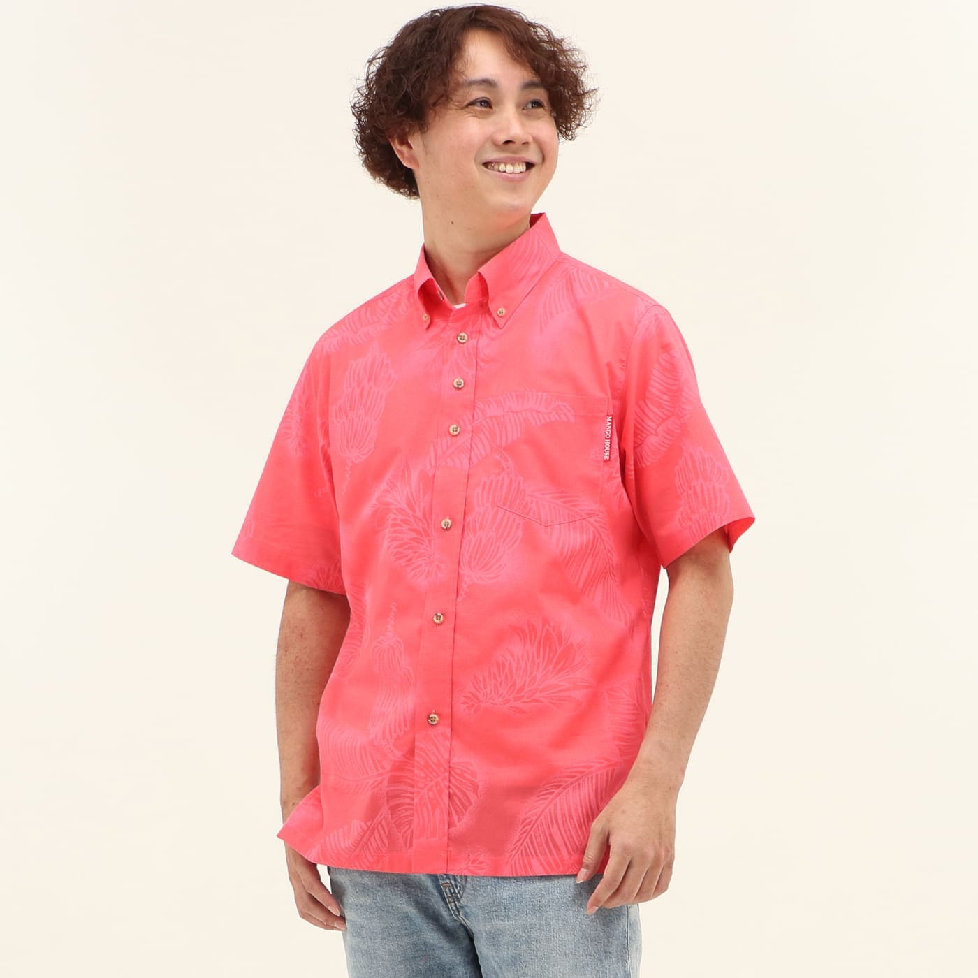 かりゆしウェアモデル着用画像