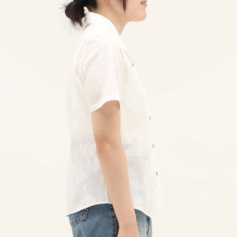かりゆしウェアモデル着用画像