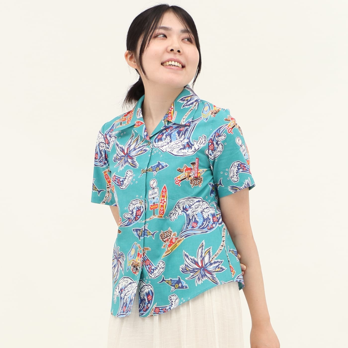 かりゆしウェアモデル着用画像
