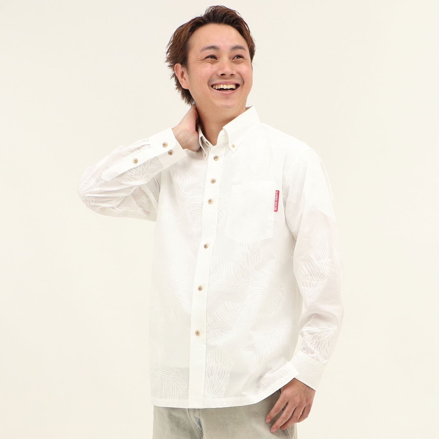 かりゆしウェアモデル着用画像