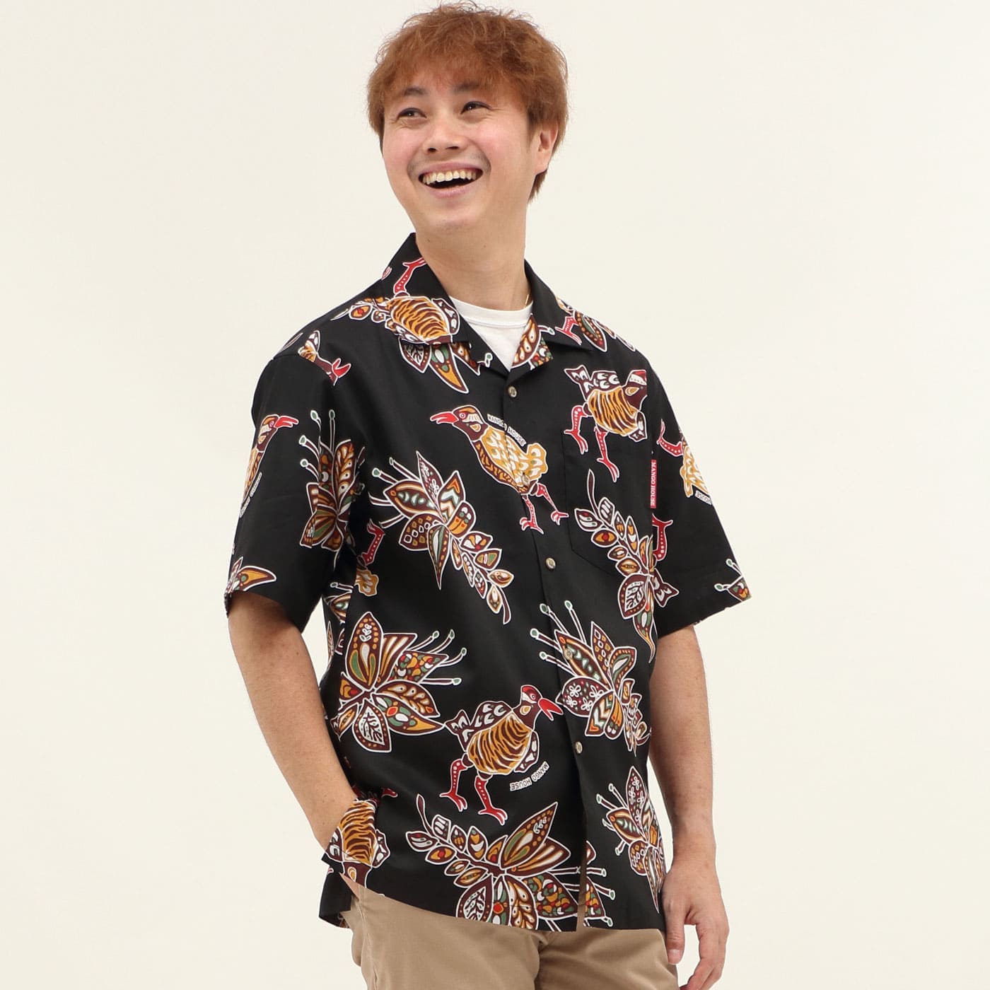 かりゆしウェアモデル着用画像