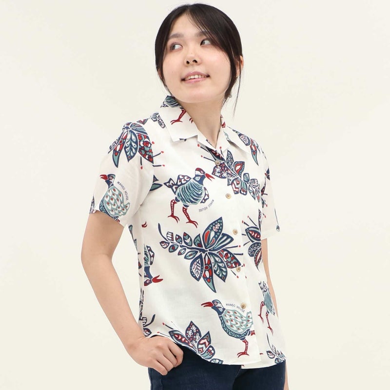かりゆしウェアモデル着用画像