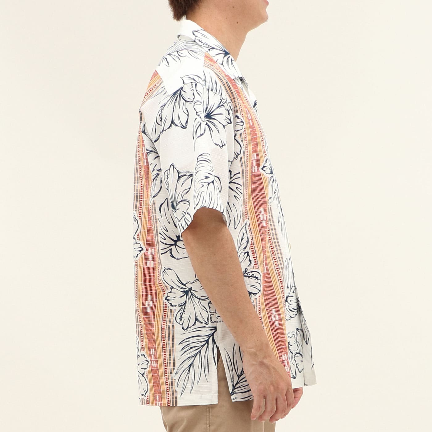 かりゆしウェアモデル着用画像