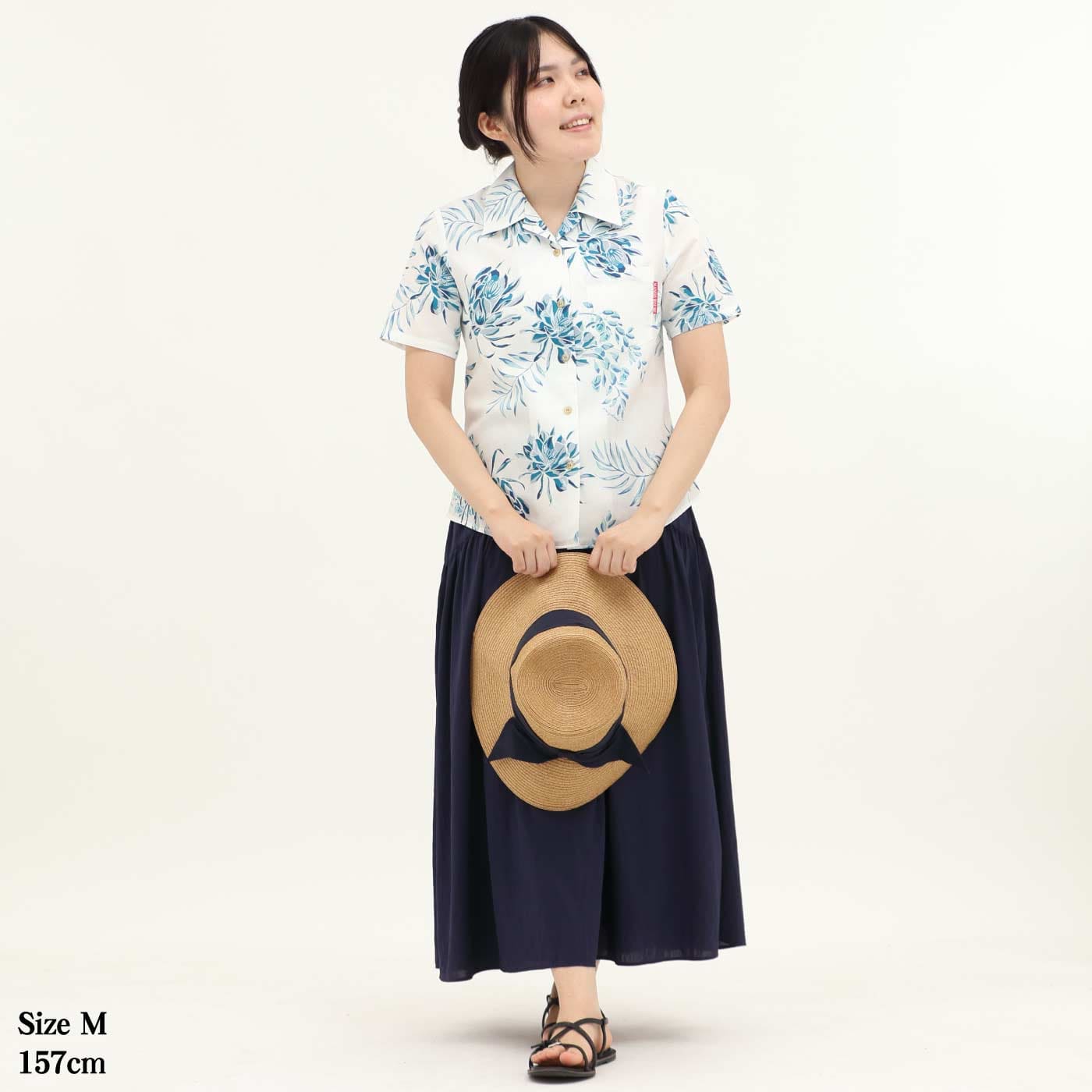 かりゆしウェアモデル着用画像