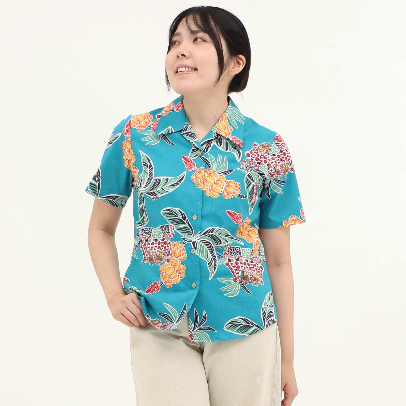 かりゆしウェアモデル着用画像