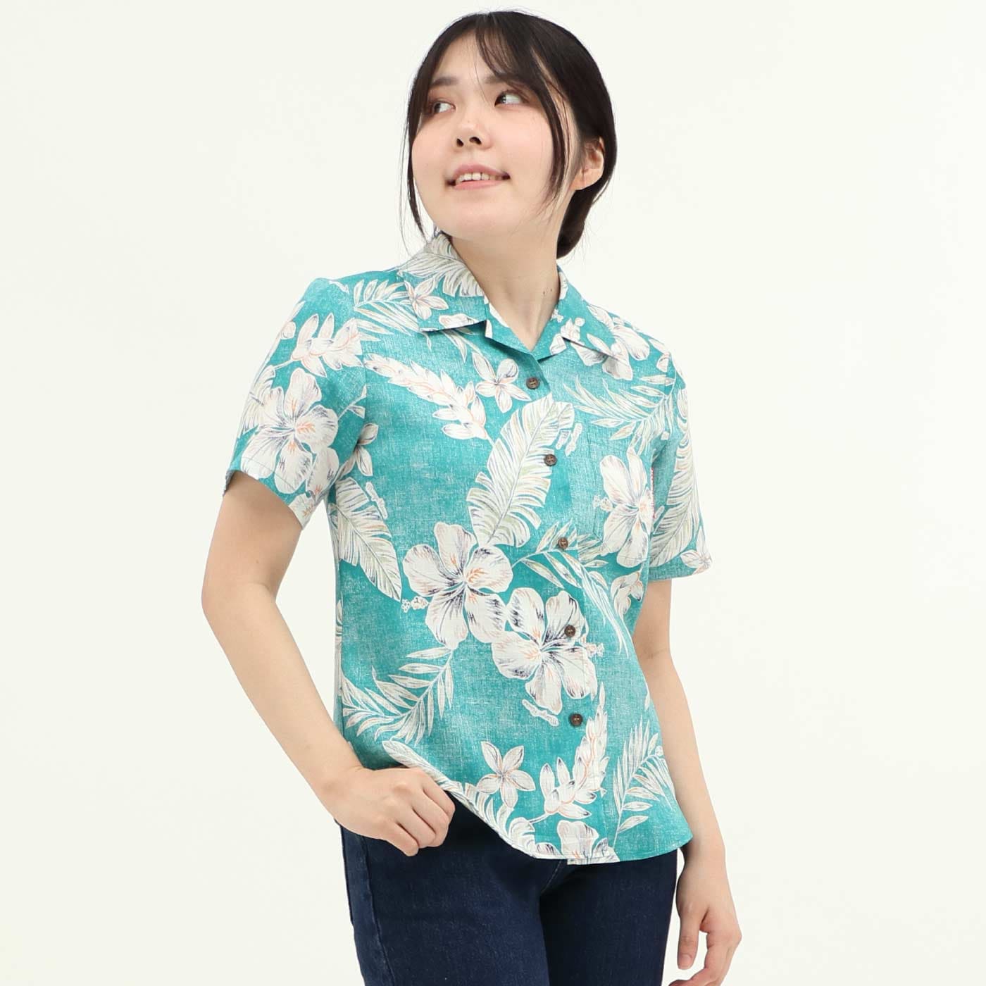 かりゆしウェアモデル着用画像