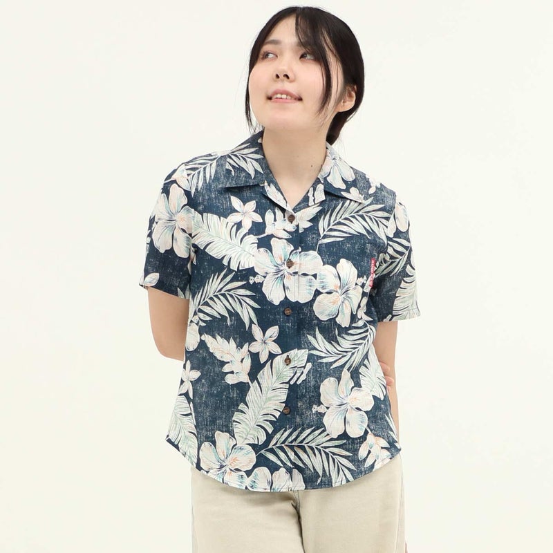かりゆしウェアモデル着用画像