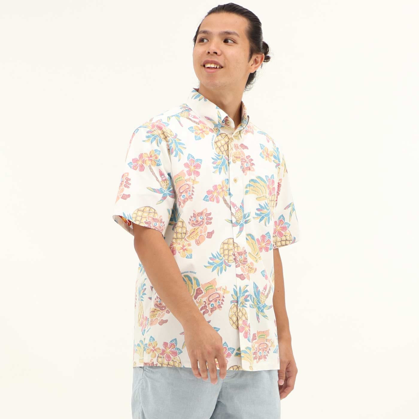 かりゆしウェアモデル着用画像