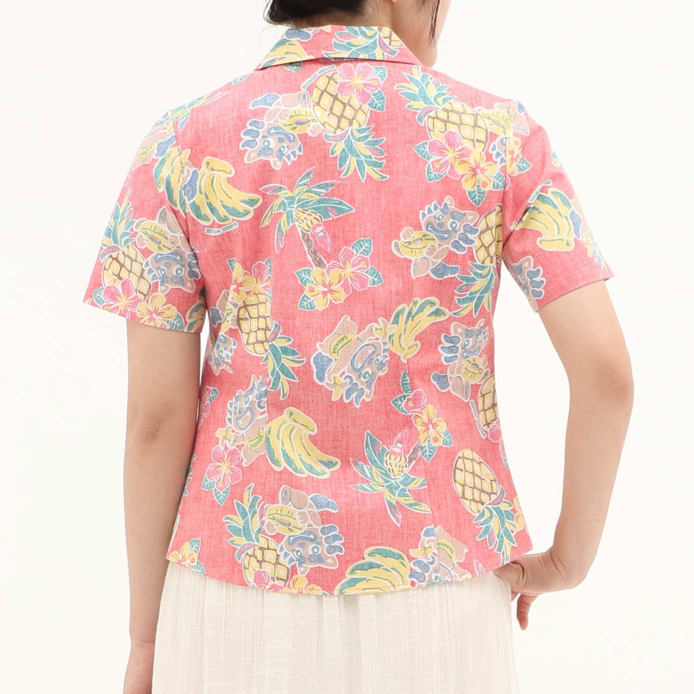かりゆしウェア　モデル着用画像