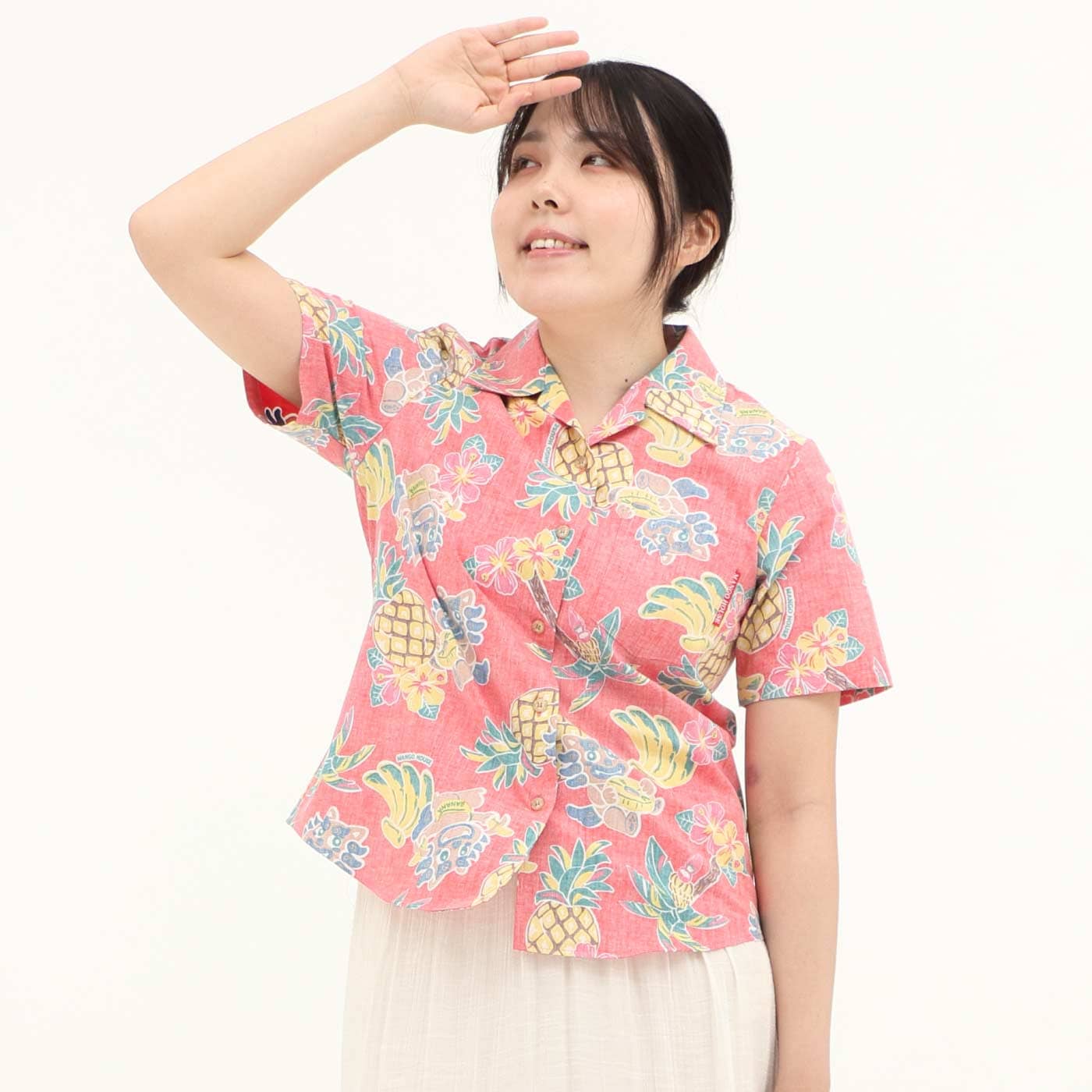 かりゆしウェア　モデル着用画像