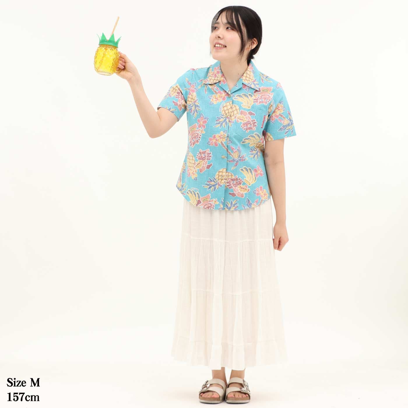 かりゆしウェア　モデル着用画像