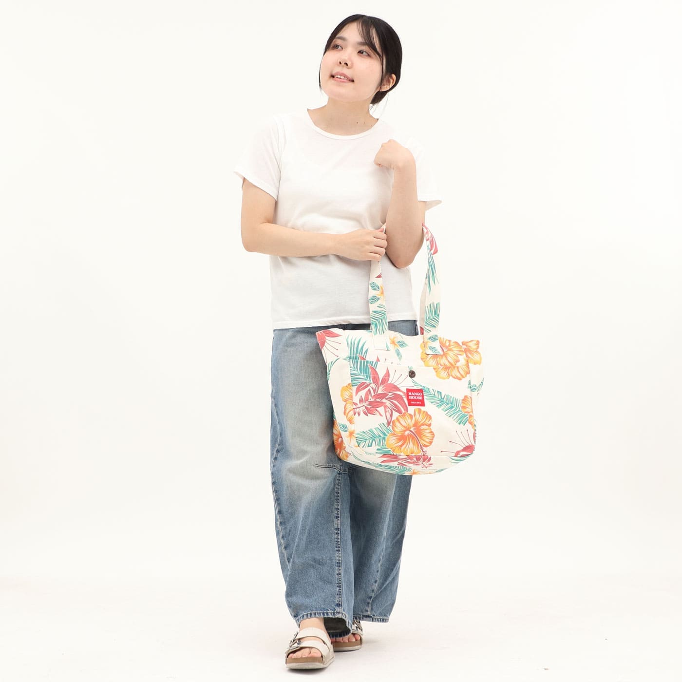 かりゆしウェアモデル使用画像