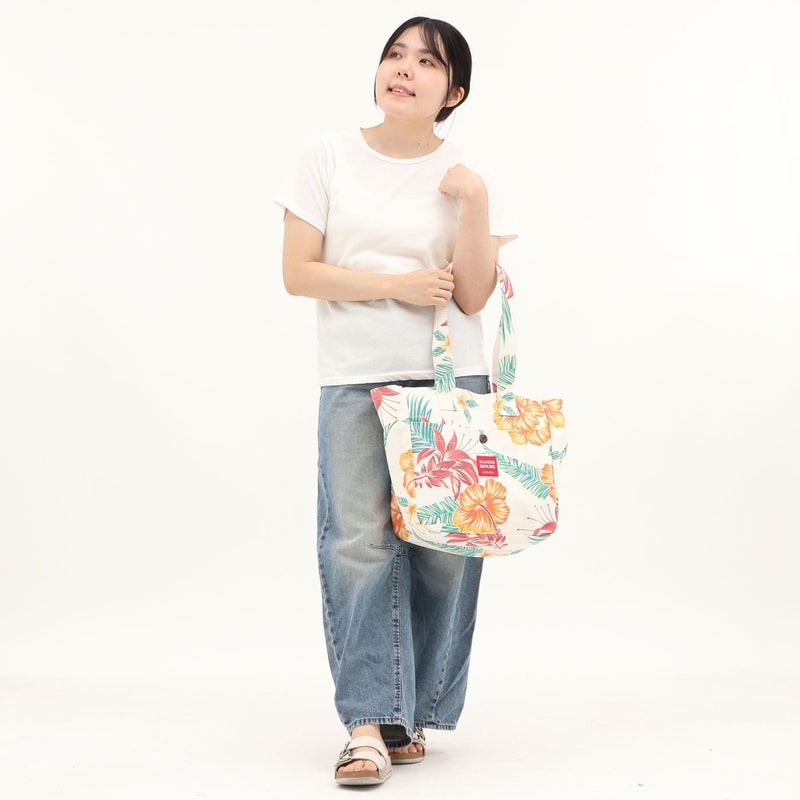かりゆしウェアモデル使用画像